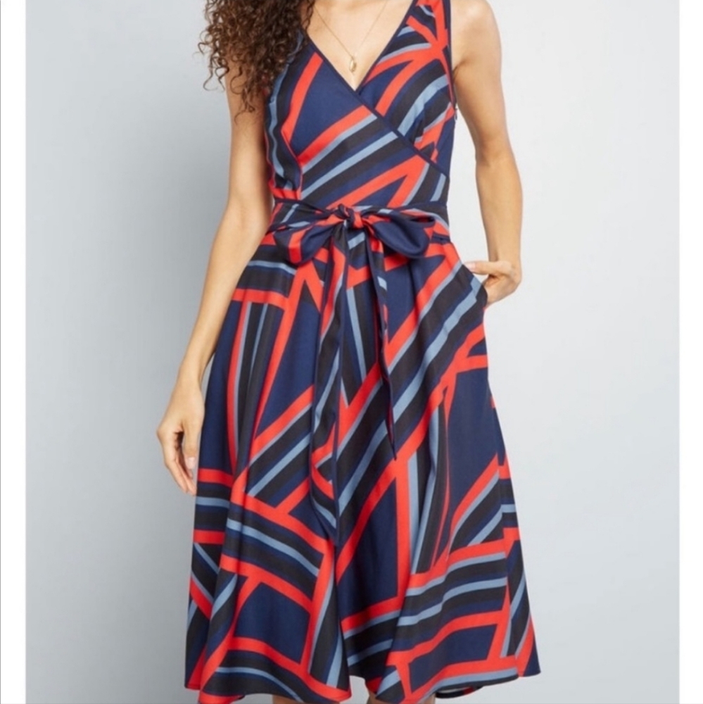 NWT Modcloth Liza Luxe Striped Dress Size L